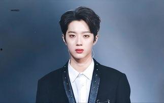 娛樂吃瓜君賴冠霖,娛樂吃瓜界的“瓜王”崛起之路