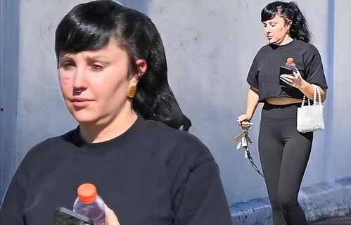 吃瓜系統(tǒng)娛樂圈一口氣看完,一網(wǎng)打盡，盡享八卦盛宴