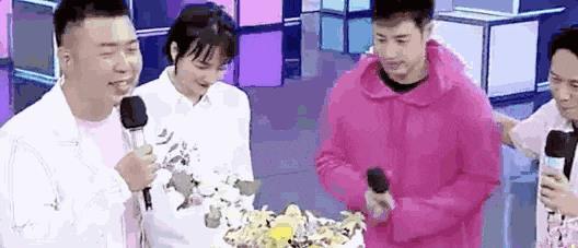 娛樂吃瓜天王結(jié)婚,揭秘明星夫妻甜蜜婚禮現(xiàn)場