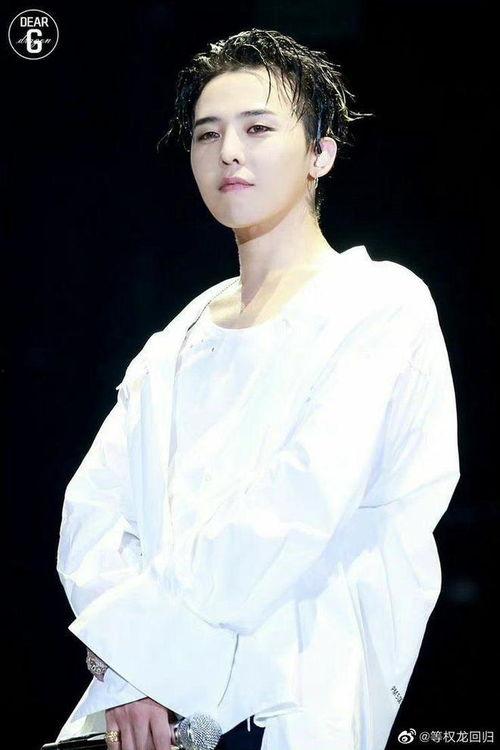 娛樂吃瓜權(quán)志龍,娛樂吃瓜界的風(fēng)云人物，揭秘他的明星生活與影響力”