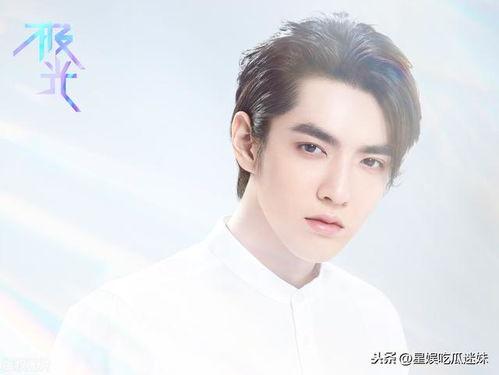 娛樂吃瓜爆料易烊千璽,娛樂圈的神秘瓜王，揭秘他的吃瓜傳奇