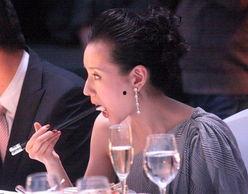 朱百萬(wàn)夫婦娛樂(lè)吃瓜醬,揭秘娛樂(lè)圈背后的甜蜜與苦澀