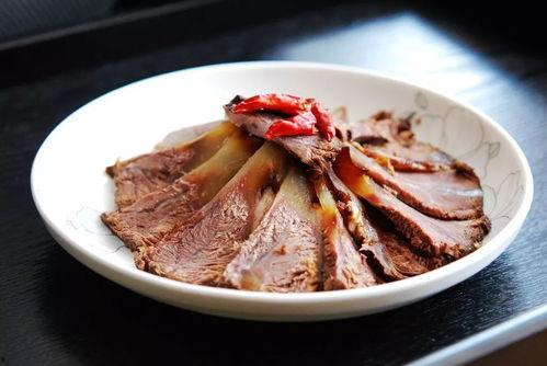 娛樂吃瓜醬牛肉視頻播放,揭秘視頻背后的熱門現(xiàn)象