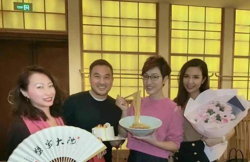 娛樂圈頂流吃瓜,揭秘幕后真相與情感糾葛