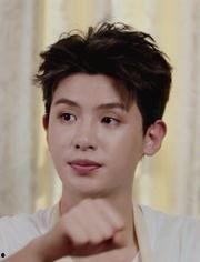 黃明昊娛樂圈吃瓜,揭秘明星幕后故事